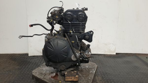 KAWASAKI KLE 650 VERSYS  Motor 0.6L Benzin 2017 68.00 PS # SPARES OR REPAIRS #
