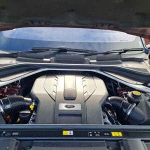 RANGE ROVER SV P530 Motor 4.4 Benzin 2023 522.60 PS 5000 km