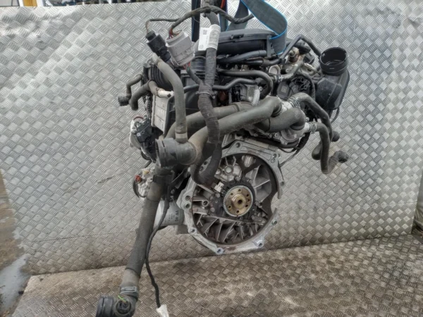 AUDI A3 MOTOR DFYA 1.5    8Y MK4 2020-2025 05E100031F