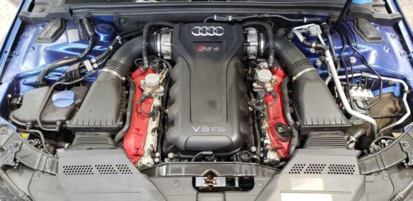 AUDI RS4 CFSA Motor 4.2L V8 Benzin 2014 444 PS 79,872 km