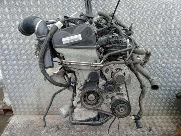 AUDI A4 MOTOR CVNA CVN 1.4    MK5 B9 2015-2024 04E100033N