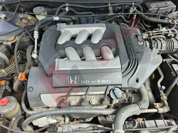 Honda accord 3.0 v6 j30a vtec benzin motor 200 bhp
