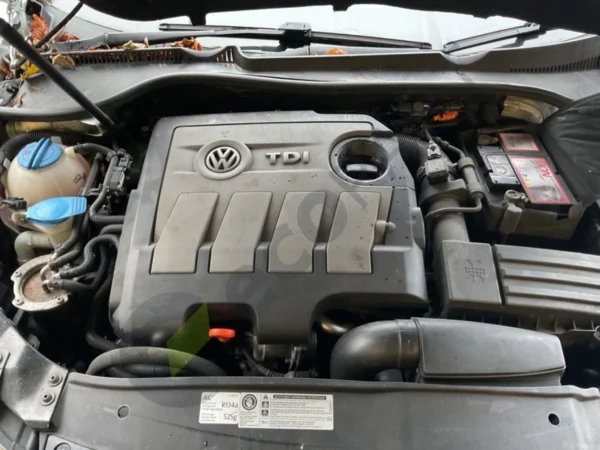 VOLKSWAGEN Golf MK6 Motor Diesel  cayc