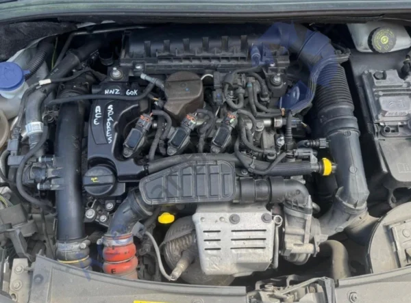 Peugeot Citroen 13-18 1.2  HNZ EB2DT Motor   HNZ EB2DT