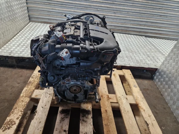 PEUGEOT 308 Motor inkl. Anbauteile 1.6 DIESEL DV6F MK2 2013 - 2017