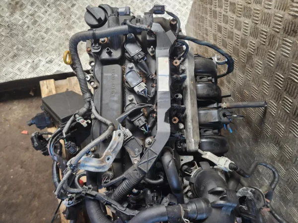 TOYOTA AURIS Motor inkl. Anbauteile 1.4  1NRFE MK2 2012 - 2018