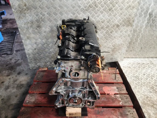 MAZDA 3 Motor BARE 2.0  PE2/SKYACTIVE-G MK3 2015 - 2018