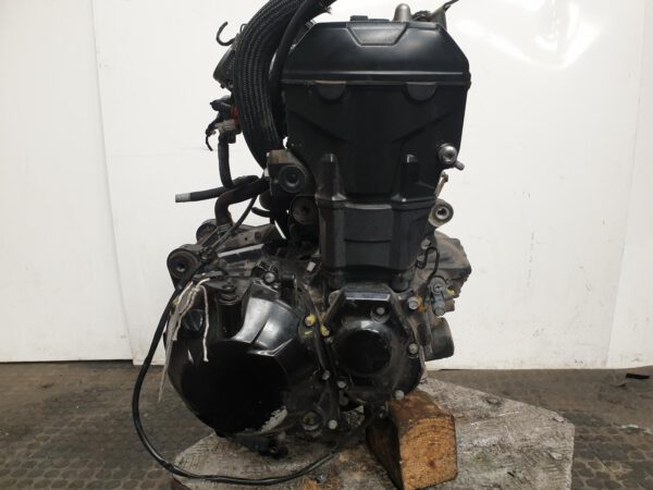 Motor KAWASAKI ZX 1000CC Benzin 2016 16,991 km UNgeprüft ZRT00DE072347
