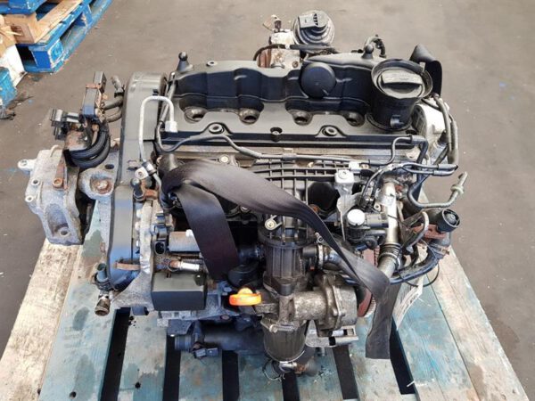 2011-2014 MK6 B7 VW PASSAT COMPLETE Motor 1.6 TDI Diesel CAYC EURO 5
