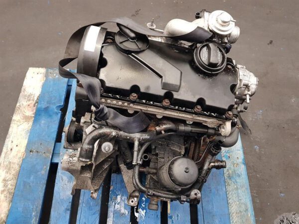 2000-2004 MK2 B6 AUDI A4 COMPLETE Motor 1.9 TDI Diesel AVB
