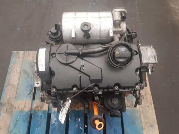 2004-2010 MK5 VOLKSWAGEN GOLF COMPLETE Motor 2.0 Diesel BDK
