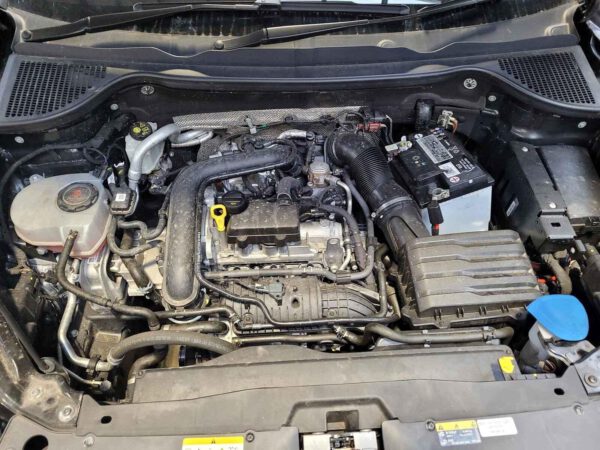 Motor SKODA KAROQ DLAA (RDE 2) 1.0L Benzin 2022 108.60 PS 11085 km