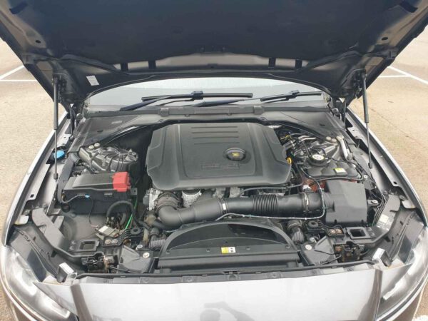 JAGUAR XF 204DTH/DTD Motor 2.0 Diesel 2019 177.00 PS 50,000 km