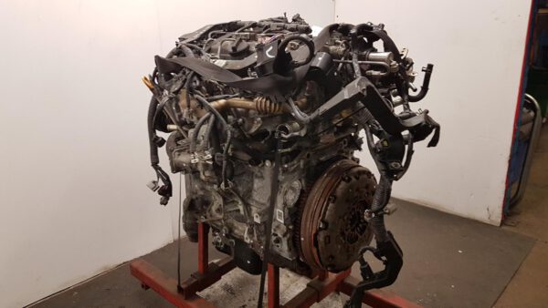 Motor TOYOTA AVENSIS 1AD-FTV 2.0L Diesel 2009 125.00 PS 93686 km