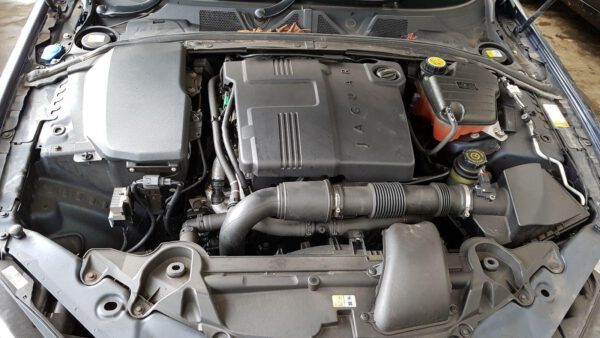 JAGUAR XF AJ-I4D Motor 2.2L Diesel 2012 190.00 PS