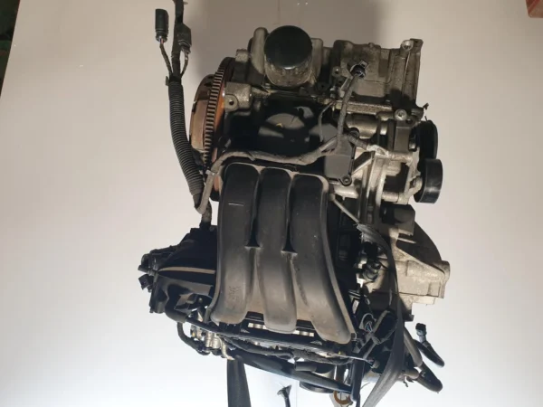 MOTOR VOLKSWAGEN UP 2014  1.0L  60PS CHYA 04C100098