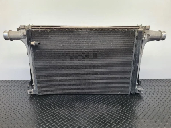 MOTOR Vw Touareg Mk3 Cr7 3.0 V6 Tdi 2019 Radiator Rad Pack Reg Required Before Supply