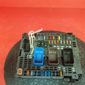 MOTOR CITROEN C4 MK2 2013 FUSE BOX  BAY 1.6L DIESEL DV6C 9HD 9807428080