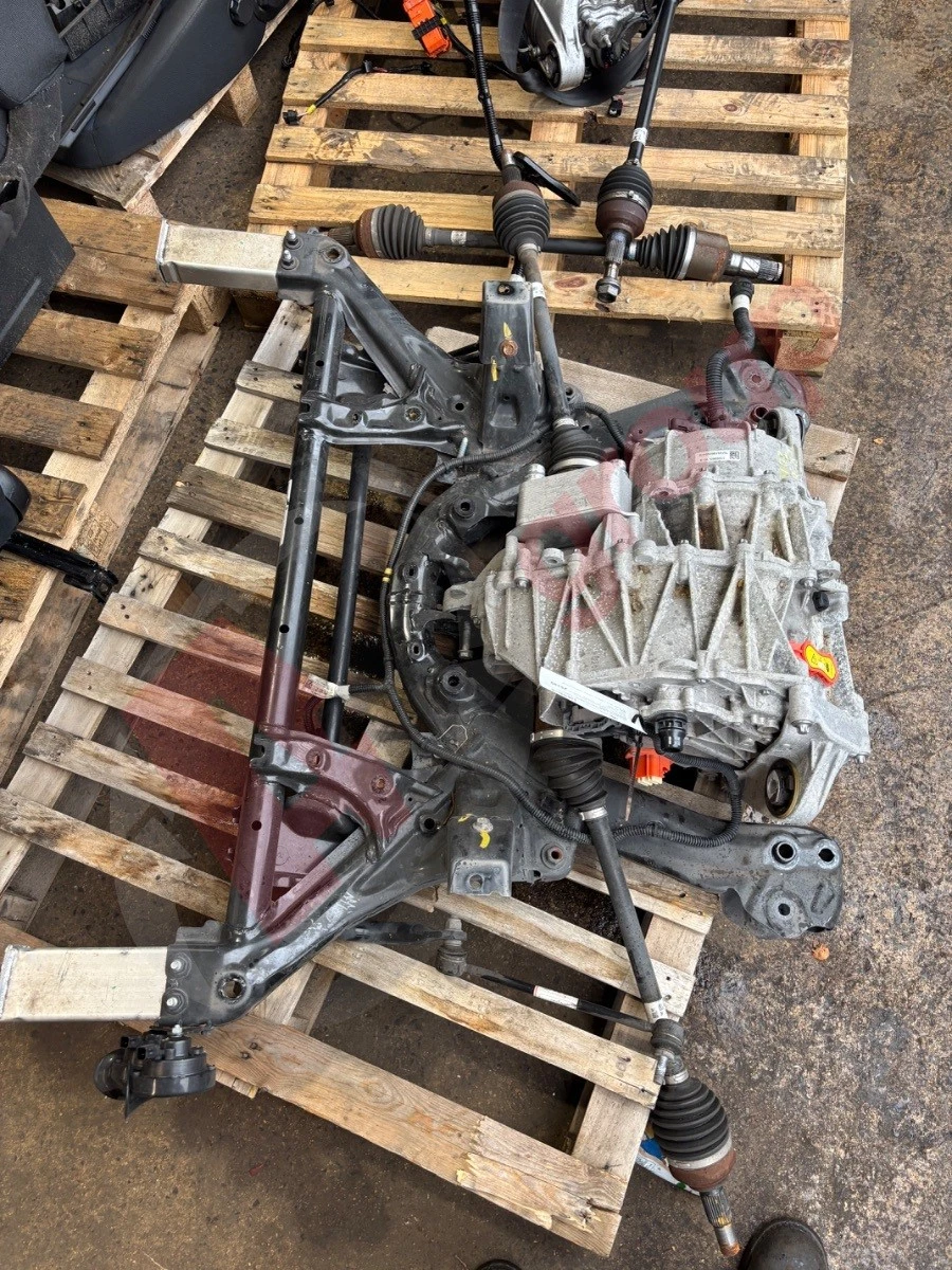 Motor TESLA MODEL 3 FRT ELECTRIC MOTOR / SUBFRAME / DRIVESHAFTS 2019-23