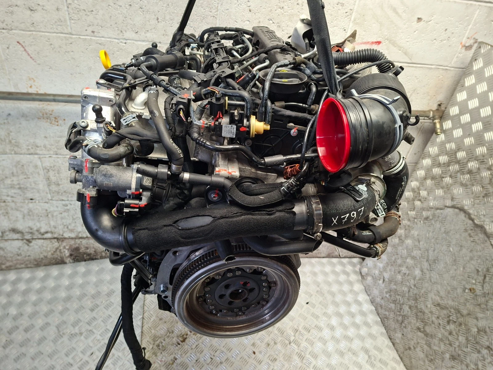 Motor 2.0 TDI CUPA CUP DIESEL SKODA OCTAVIA 2015 – Bild 3