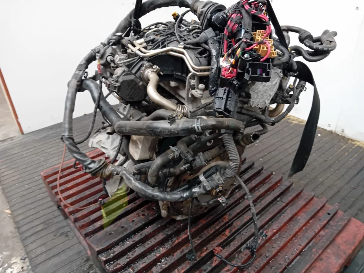 Motor AUDI A4 saloon B8 Diesel CJCD – Bild 4