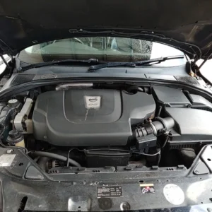 Motor VOLVO S80  DIESEL  D5244T14