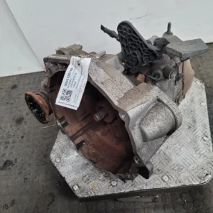 Getriebe VOLKSWAGEN T-ROC 2019 1.6L Diesel Schaltgetriebe TKK – OEM: 02S 300 053 M / 02S 300 053 MX | VIN: WVGZZZA1ZKV143485