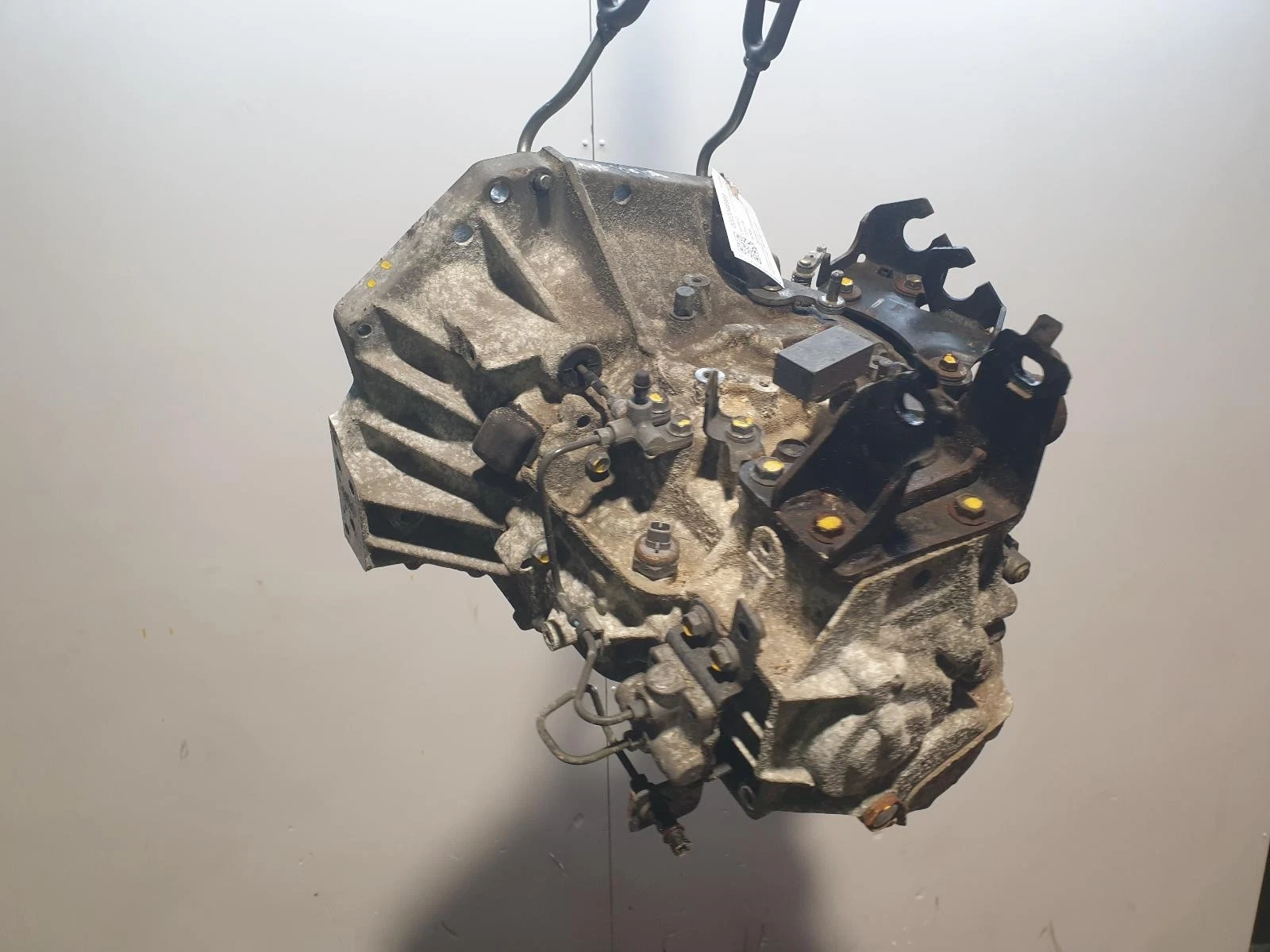 Getriebe TOYOTA AURIS E180 2015 Schaltgetriebe 1.4L Diesel 6 Gang 3033012052 – OEM: 3033012052 | VIN: SB1KN3JE30E065194 – Bild 4