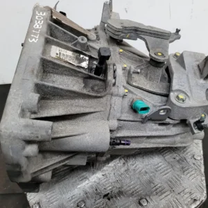 Getriebe NISSAN JUKE F15 2014 1.2L Benzin Schaltgetriebe – OEM: 3201001Q9R / 320100960R / 32010BV80A | VIN: SJNFEAF15U7015859