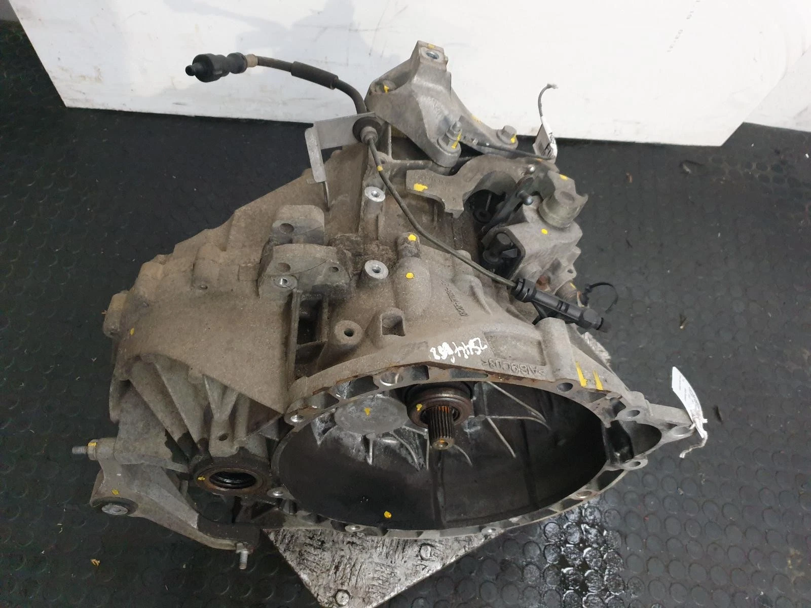 Getriebe FORD FOCUS 2009 2.0L Diesel 6-Gang Schaltgetriebe – OEM: 1553756 | VIN: WF0XXXLUDX8Y29526