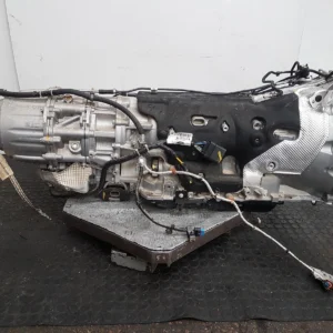 Getriebe LAND ROVER DISCOVERY L462 2024 3.0L Diesel Automatikgetriebe – OEM: LR082675 / LPLA7000AB / LR125283 | VIN: SALRA2AW5R2488505