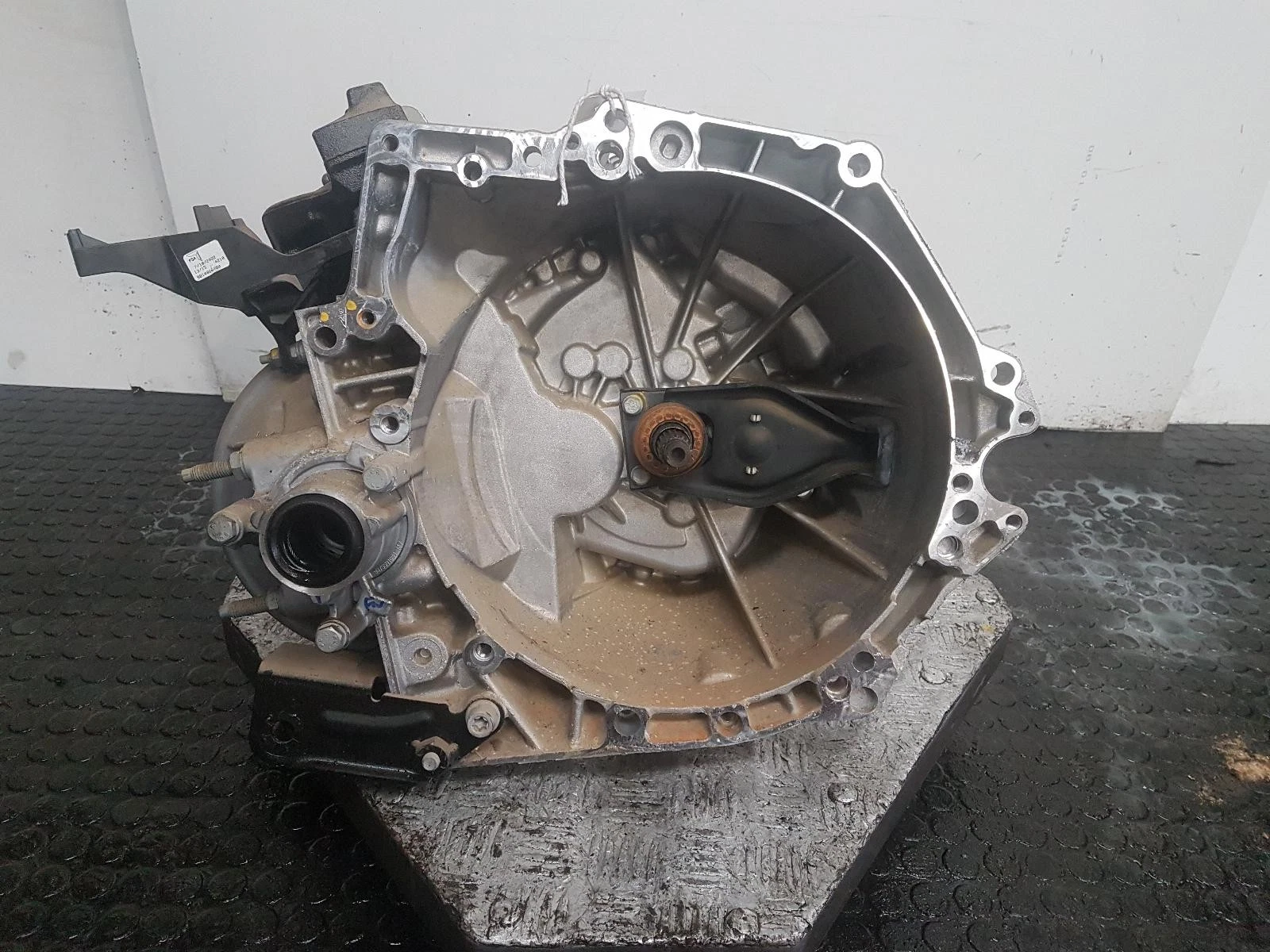 Getriebe TOYOTA PROACE CITY 2022 1.5L Diesel 6-Gang Schaltgetriebe STT TYPE – OEM: SU001A9579 | VIN: YAREFYHT2GJ015097