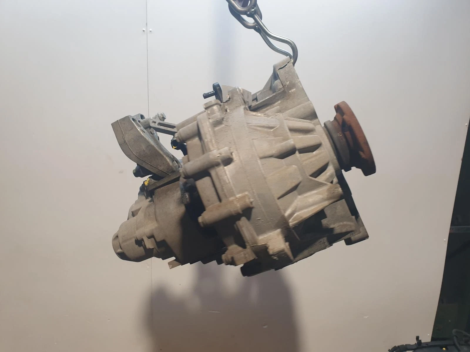 Getriebe AUDI A3 8V 2019 Schaltgetriebe 1.6L Diesel 6 Gang TKC 02S300051R – OEM: 0003176728 / 02S 300 053 F – Bild 5