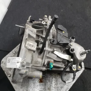 Getriebe DACIA SANDERO STEPWAY 2021 1.0L Benzin Schaltgetriebe 320107520R – OEM: 320100777R | VIN: UU1DJF00768452554