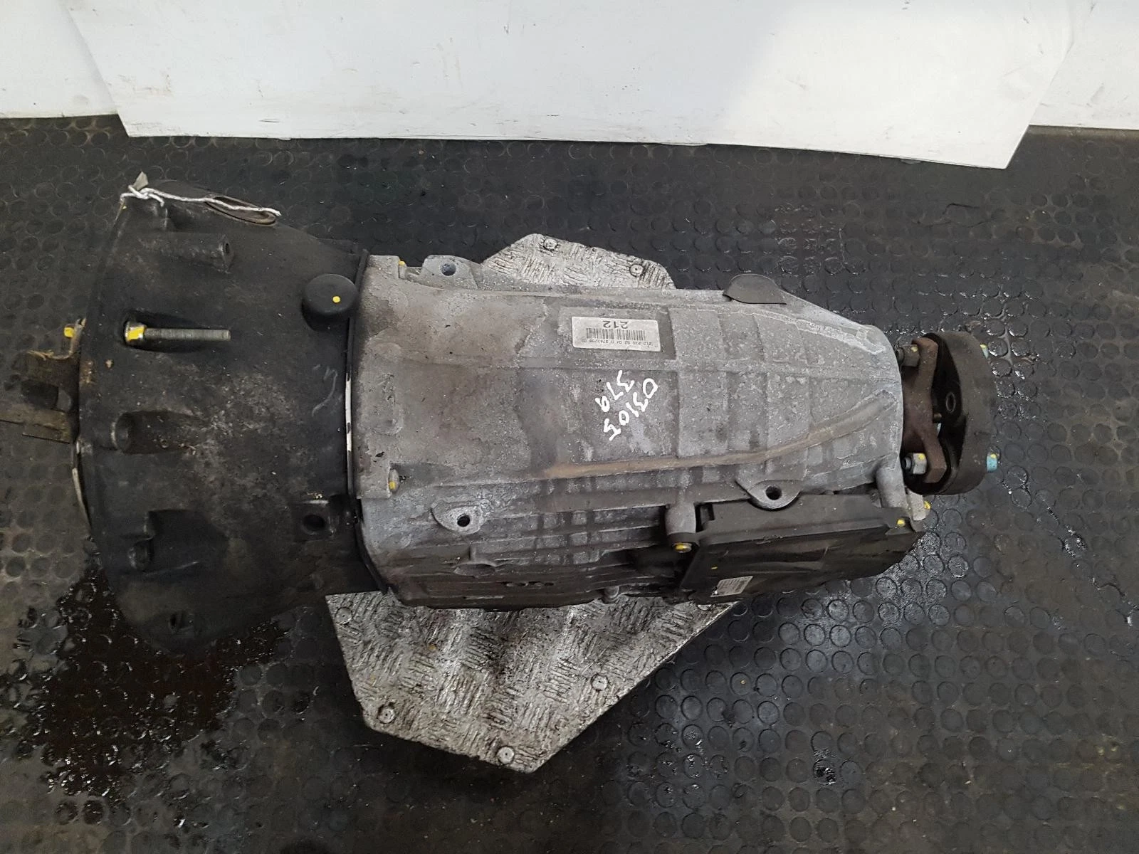 Getriebe MERCEDES E-Klasse 2011 2.1L Diesel Automatikgetriebe 2011 2122705204 – OEM: 2122600001 / A2122707503 | VIN: WDD2122022A558542