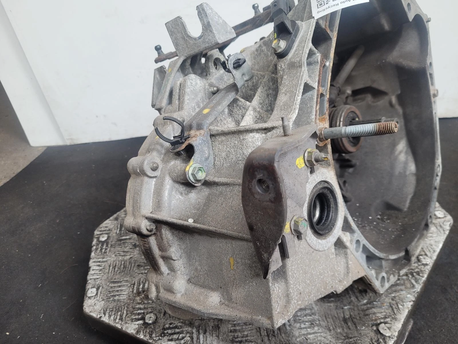 Getriebe NISSAN PULSAR 2015 1.5L Diesel 6-Gang Schaltgetriebe – OEM: 3201001Q9P / 3201001Q9J / 3201001Q9Z | VIN: VSKDAAC13U0020995 – Bild 4