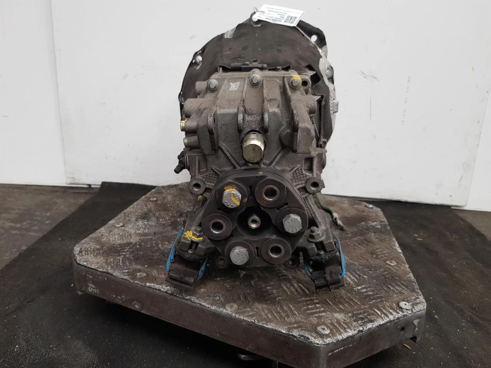 Getriebe BMW 1 Serie 2015 1.5L Benzin Schaltgetriebe 42. 8637974 / GS6-17FG – OEM: 0003061680 / 23 00 8 637 974 – Bild 5