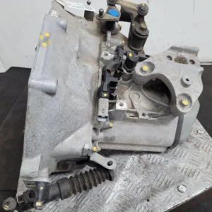 Getriebe PEUGEOT 208 S/S TECH EDITION 2018 1.2L Benzin Schaltgetriebe – OEM: 9820609080 / 16 192 299 80 | VIN: VF3CCHMRPJW094393