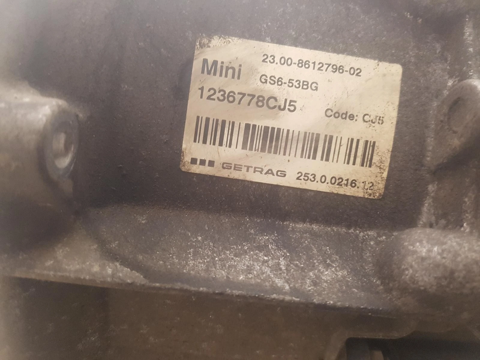 Getriebe MINI COOPER 2014 1.6L PETRL Schaltgetriebe GS6-53BG – OEM: 23008612796 / 23 00 8 614 257 / 23007583196 | VIN: WMWZP32030T587047 – Bild 4