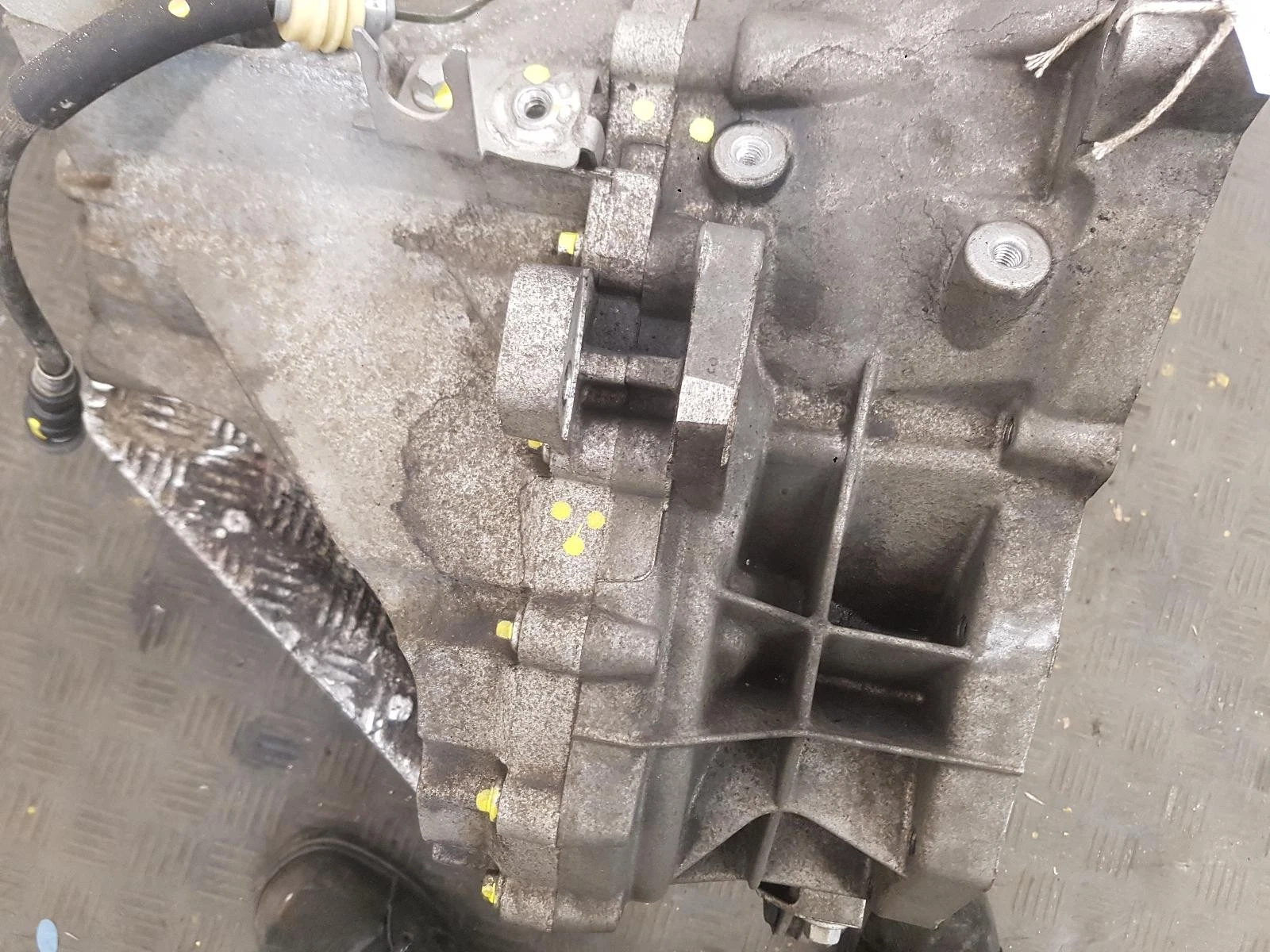 Getriebe FORD KUGA 2016 2.0L Diesel 6-Gang Schaltgetriebe – OEM: 1878553 / 2336402 / CV6R-7002-TCB | VIN: WF0AXXWPMAGK64691 – Bild 3