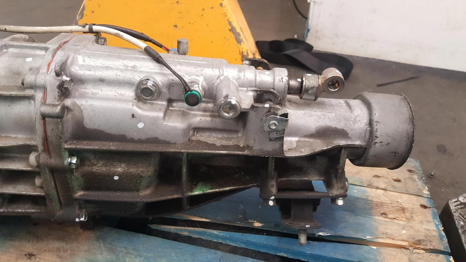 Getriebe TOYOTA GT86 2013 2.0L Benzin 6-Gang Schaltgetriebe – OEM: SU00304329 / 30099AA800 / SU00306380 | VIN: JF1ZN6K81DG008921 – Bild 3