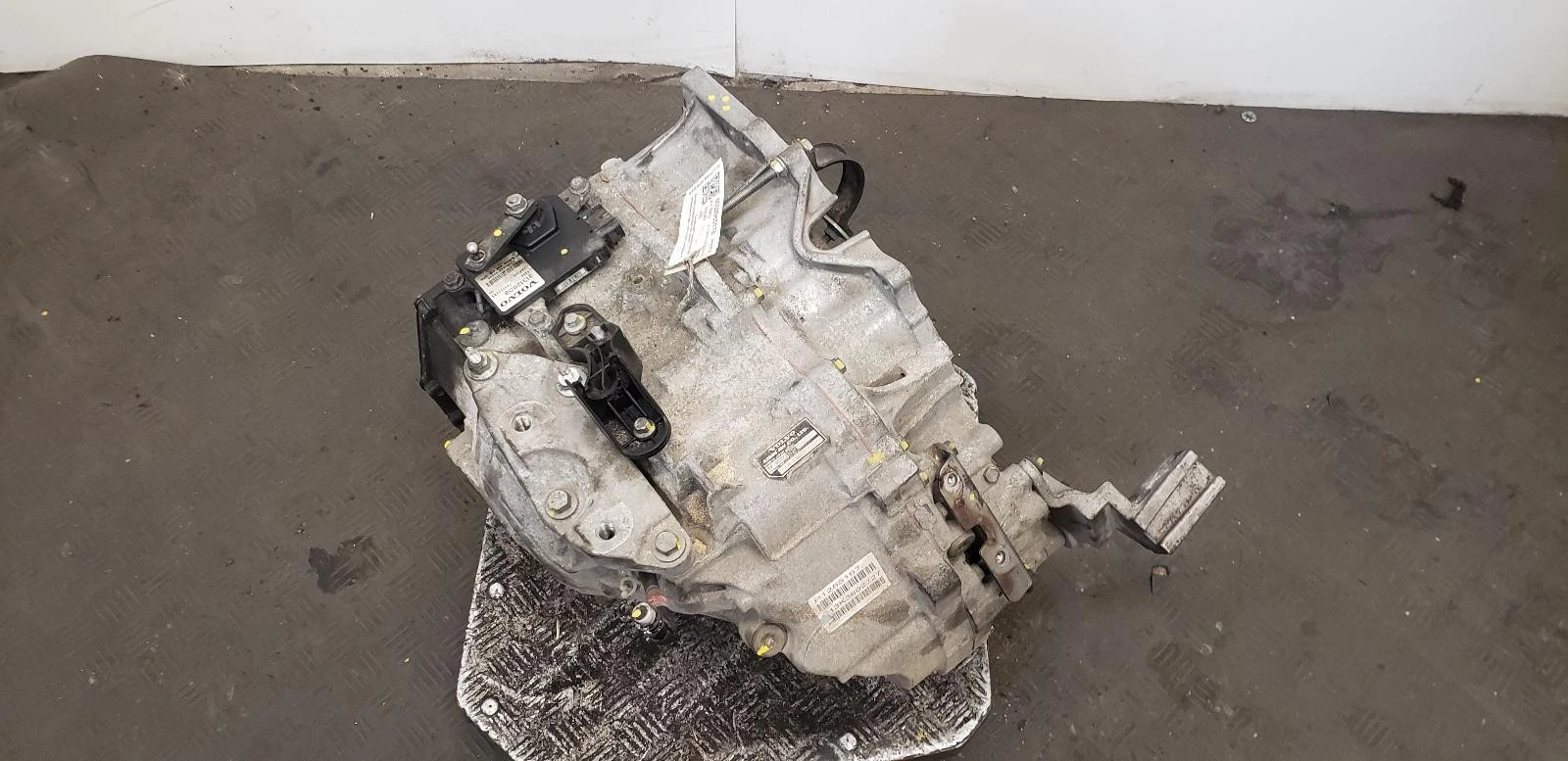 Getriebe VOLVO V70 2015 2.4L Diesel Automatikgetriebe – OEM: 36050322 | VIN: YV1BW8250F1331468 – Bild 5