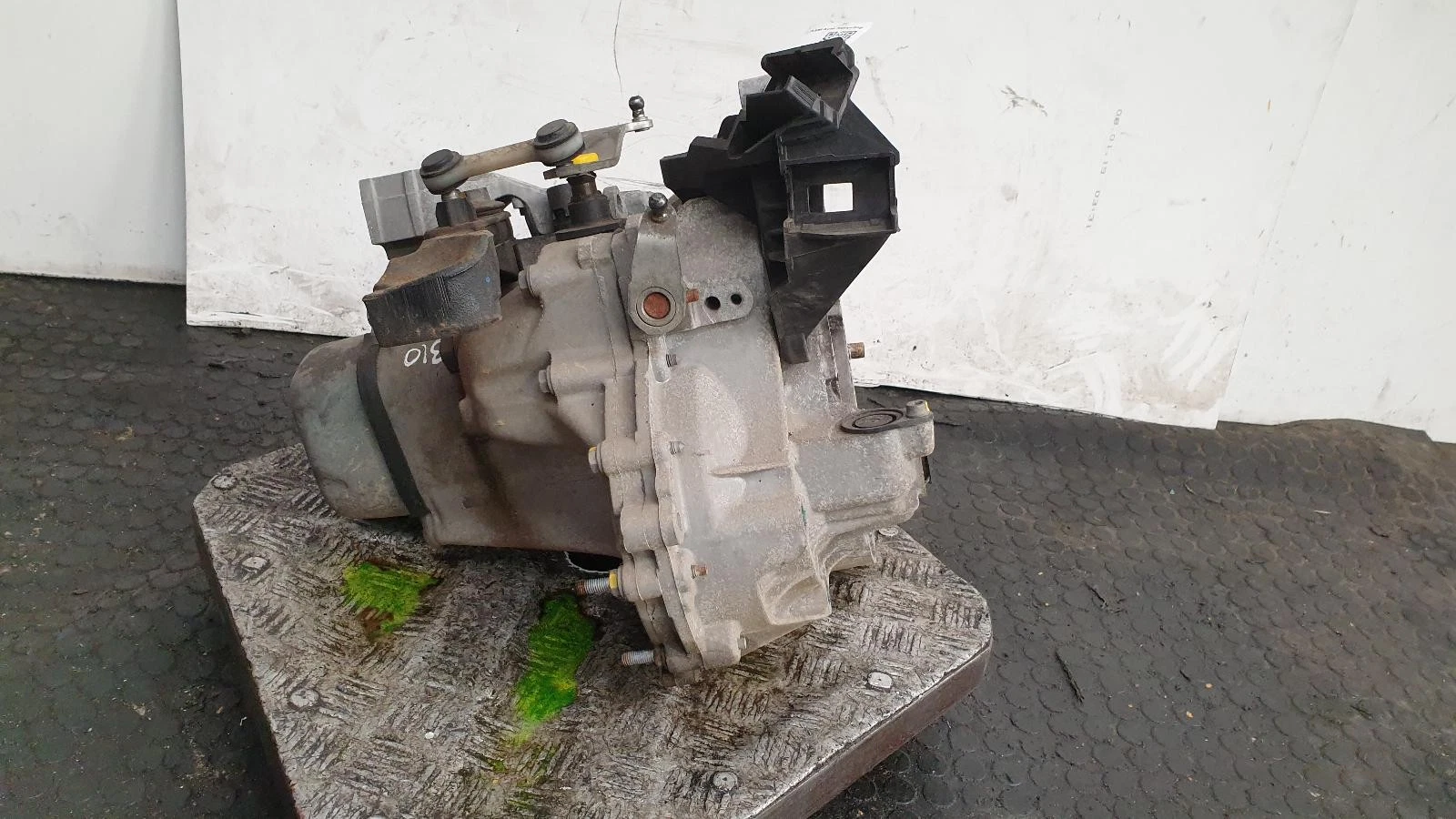 Getriebe CITROEN C3 AIRCROSS 2019 1.2L Benzin 5-Gang Schaltgetriebe BVM5 – OEM: 9815401580 / 16 144 519 80 | VIN: VF72RHMRCK4161306 – Bild 3