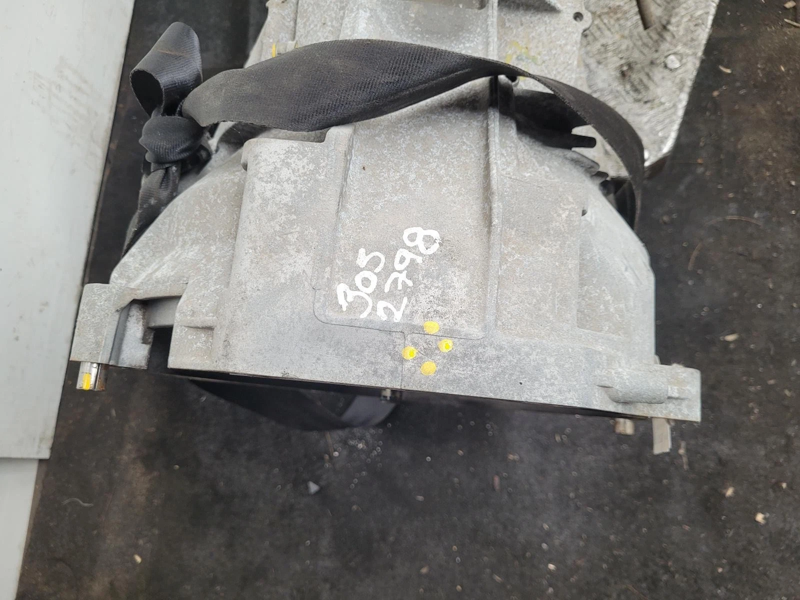 Getriebe FORD RANGER 2016 2.2L Diesel 6-Gang Schaltgetriebe MT82 – OEM: 2325948 / 2355092 / EB3R-7003-PD | VIN: 6FPPXXMJ2PGR54344 – Bild 4
