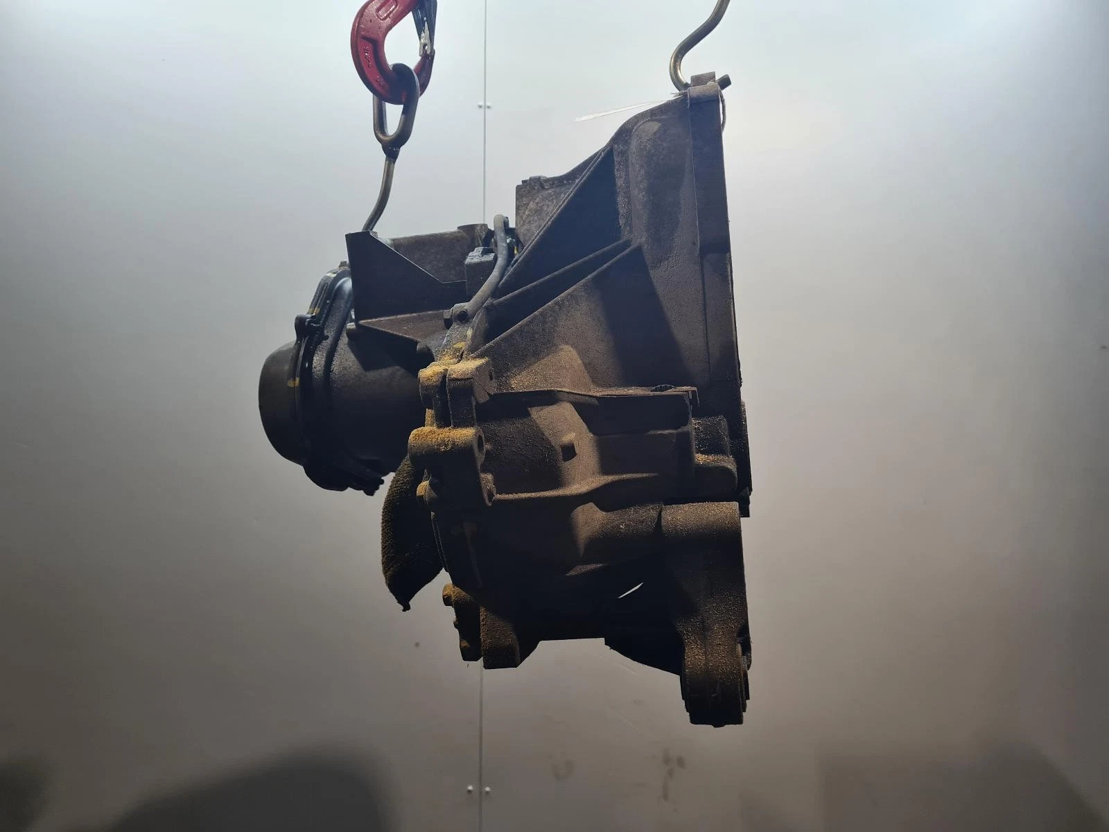 Getriebe FORD FOCUS 2012 1.0L Benzin 5-Gang Schaltgetriebe – OEM: 1814068 / 1871690 / 2038360