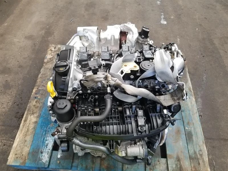 Motor SKODA SUPERB 2.0 Benzin DNNA