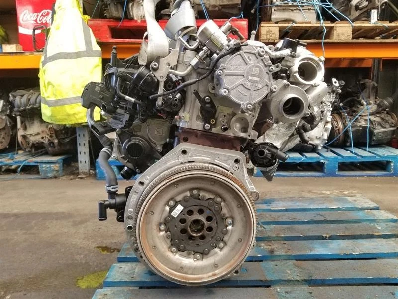 Motor SKODA SUPERB 2.0 Benzin DNNA – Bild 3