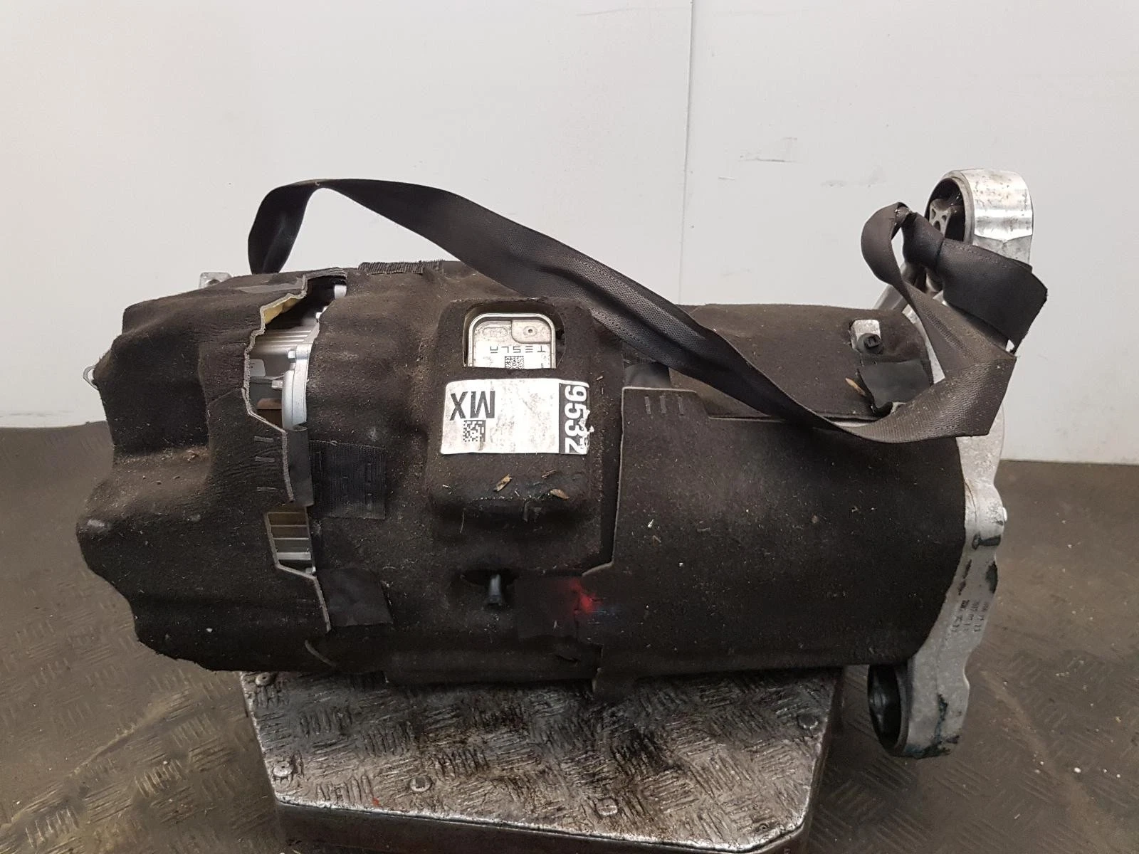 Motor 2017 TESLA MODEL X FRONT MOTOR L2S-X100D 1134783-01-J – Bild 5