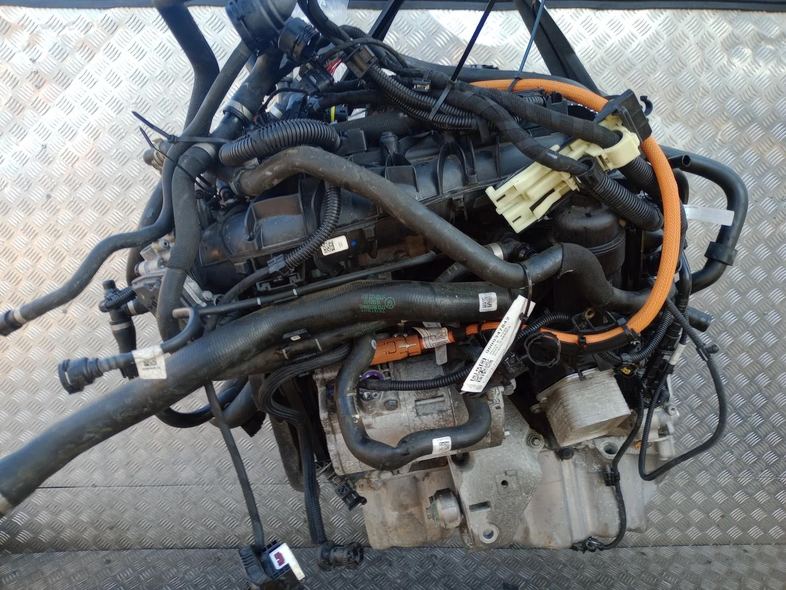 Motor BMW 3 SERIE 2.0 Benzin Hybrid – Bild 4