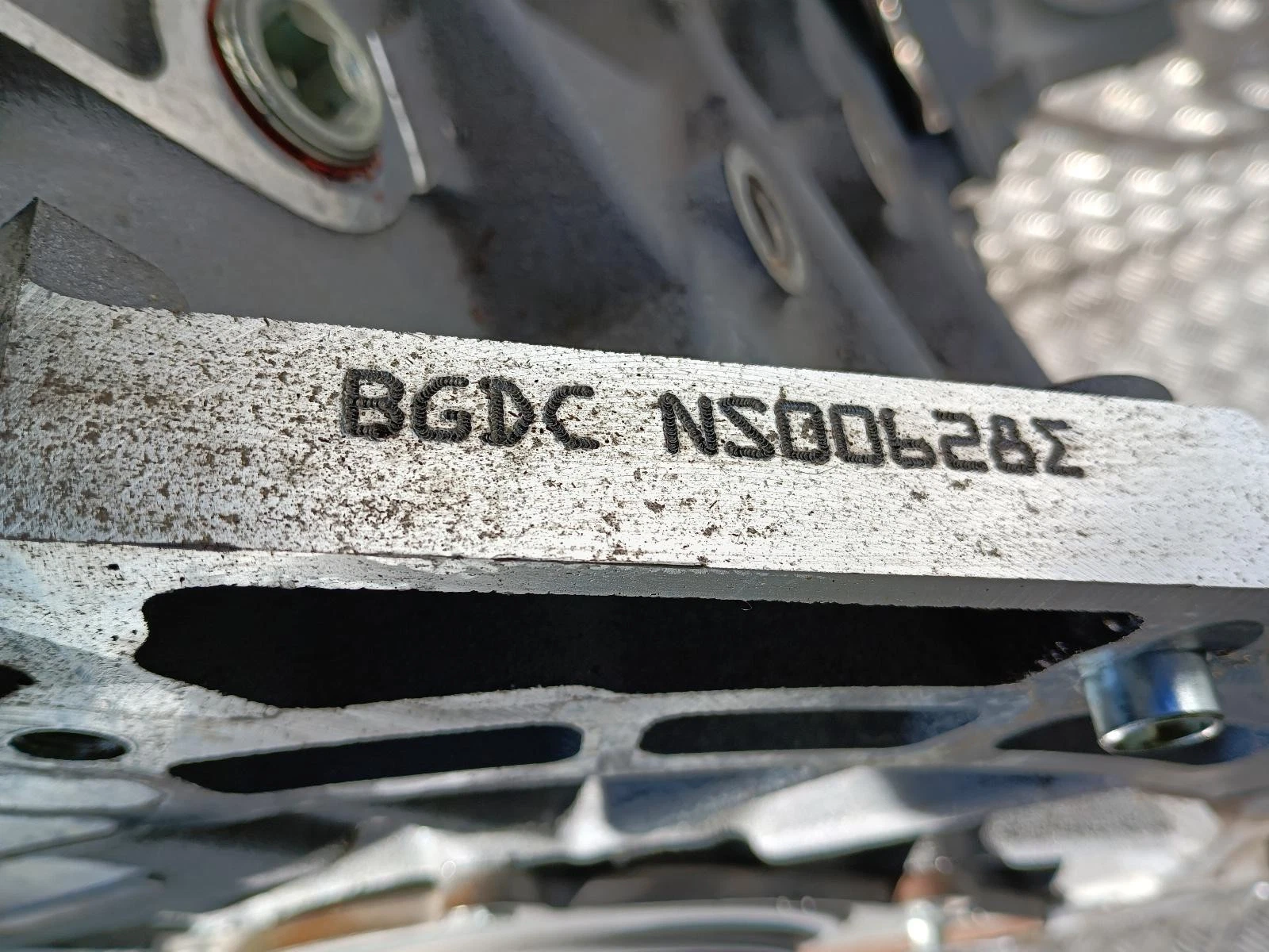 Motor FORD KUGA 2.5 Benzin/Hybrid BGDC – Bild 3